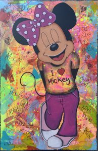 Minni szereti Mickey-t