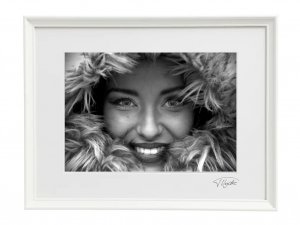 Black and white - white frame