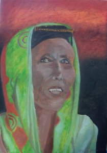 Eine Frau aus einem kenianischen Volksstamm