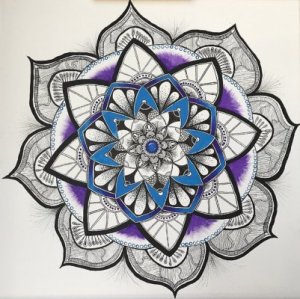 Mandala peint à la main