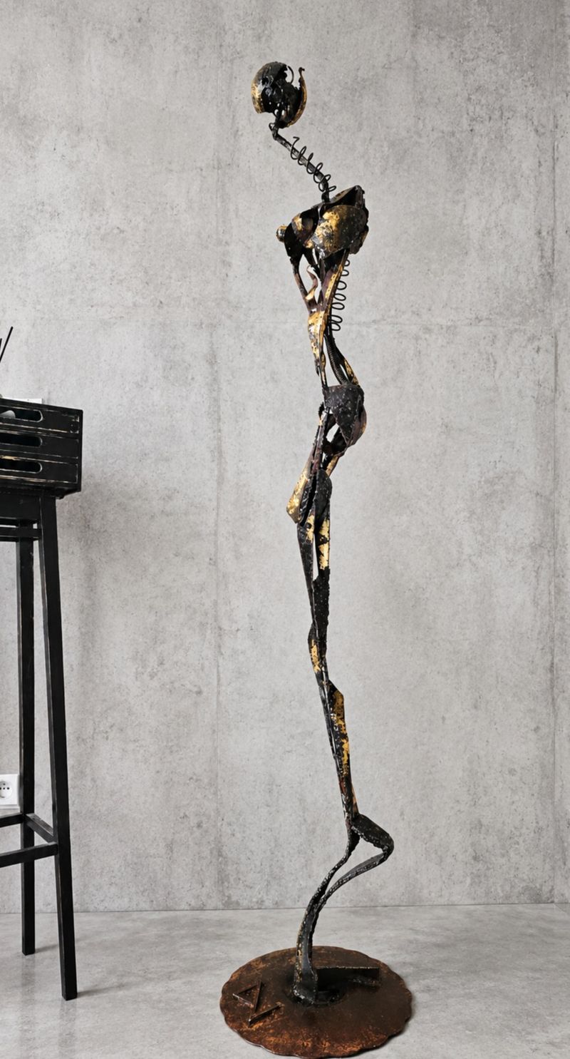 Tmavá tenze (Тёмная напряжённость), Dominik Jiříček — Металл, 30 × 183 cm