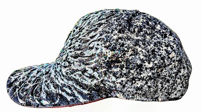 funky art cap - SACRILEGE OF ETERNITY (Gorra Funky Art - SACRILEGE OF ETERNITY), Marek Pavlíček — Textil, 16 × 13 cm