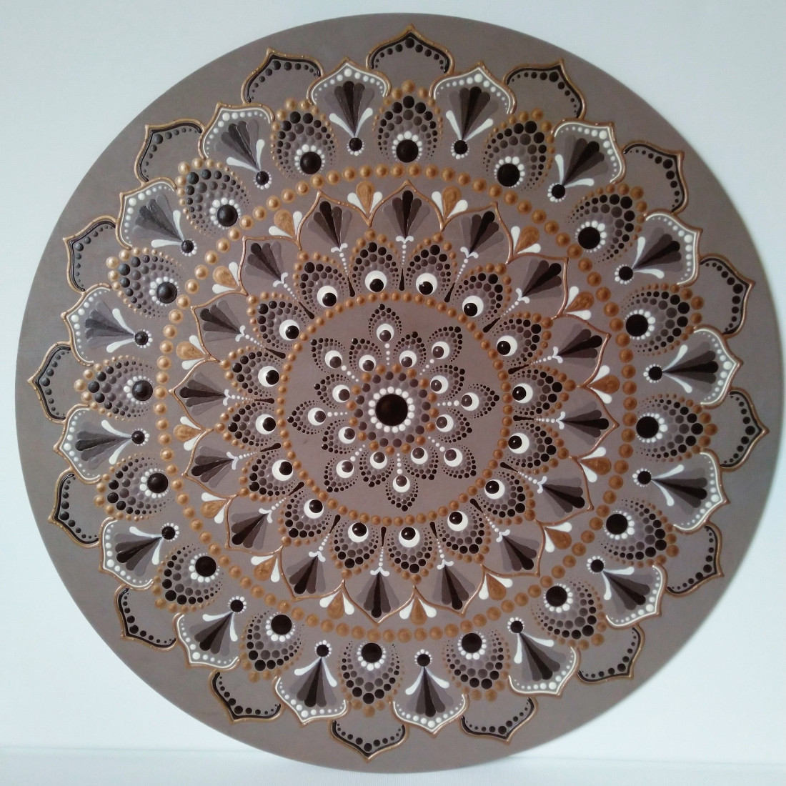 Tečkovaná mandala