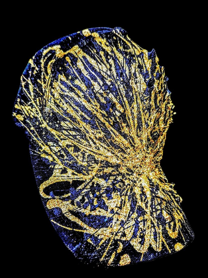 BLACK & GOLD ART CAP