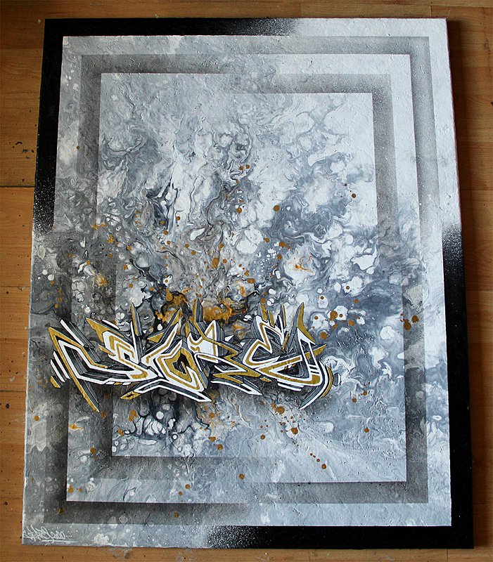 gold & white Skre