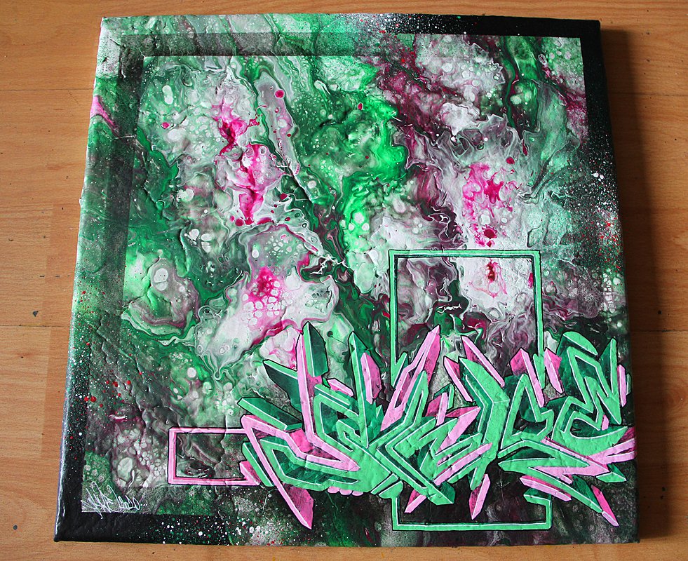 pink & green Skre