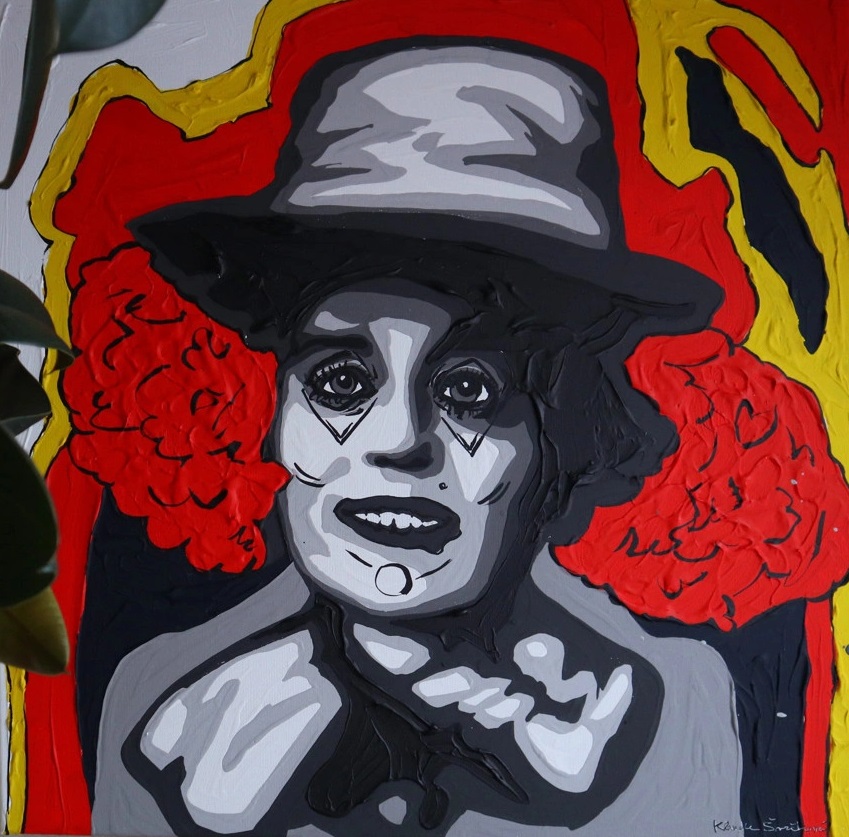Barevný jen zvenku (Colored only on the outside)