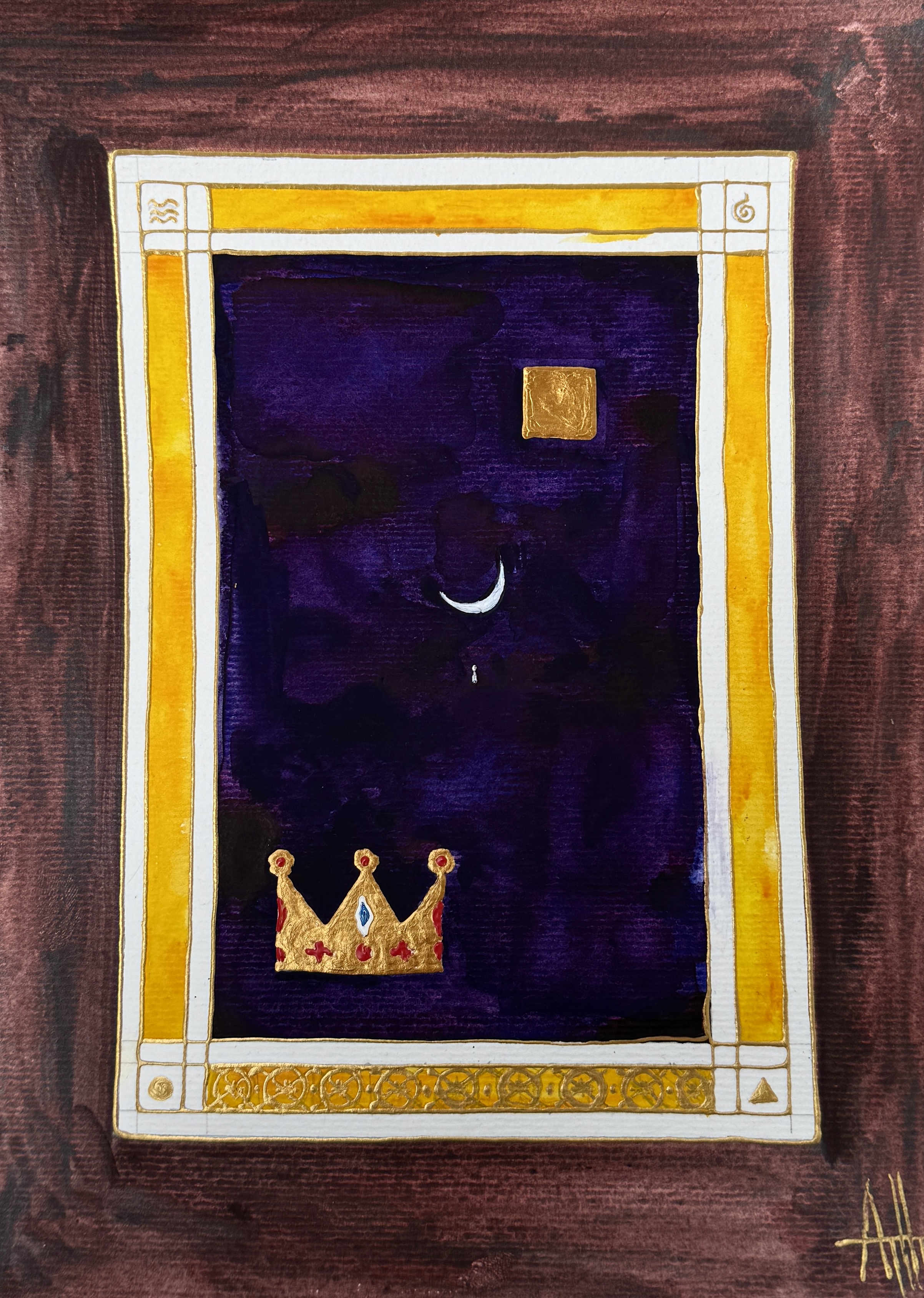 The Crown, Moon and Golden Square (Korona, Księżyc i Złoty Kwadrat)